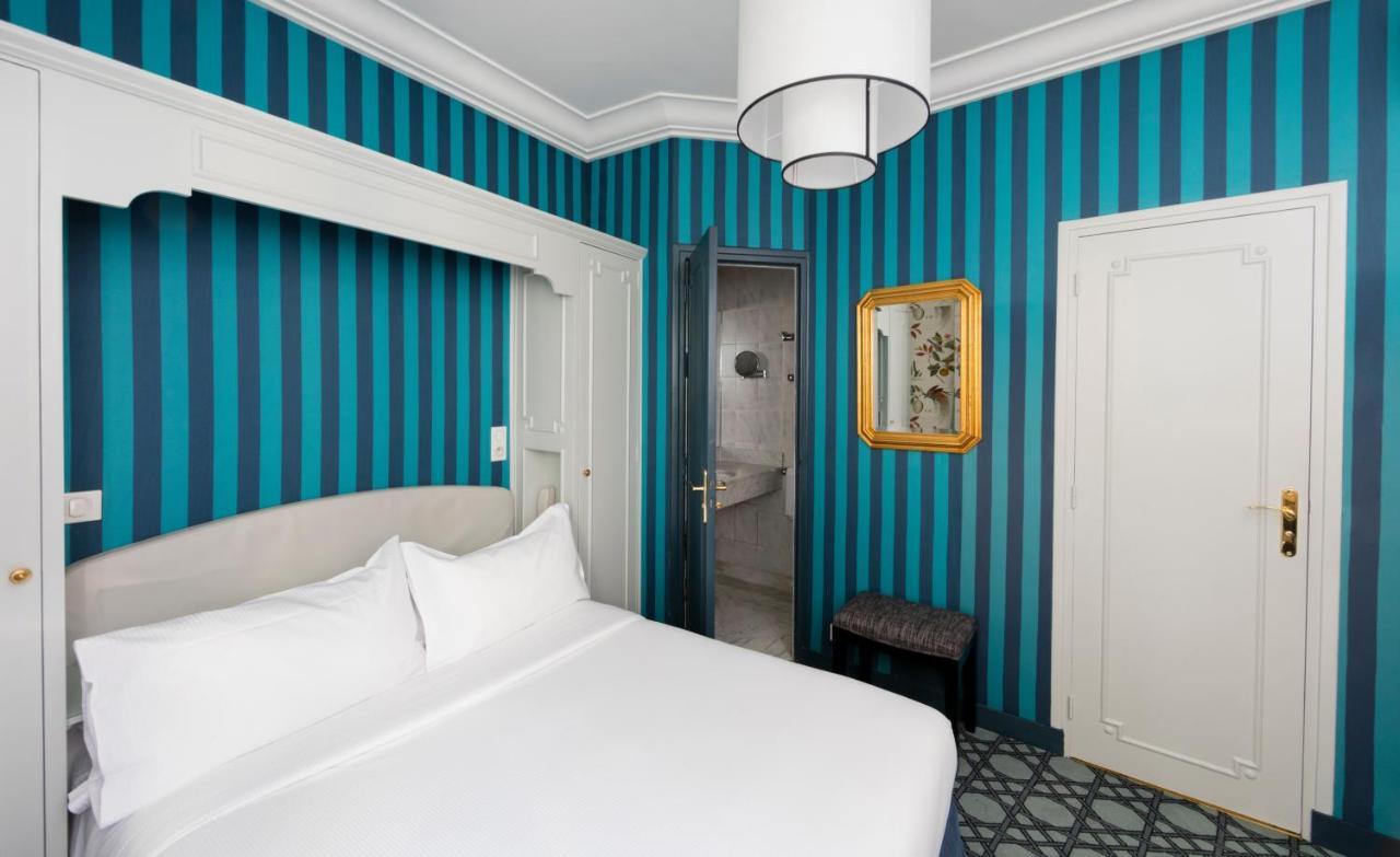 Deux Chambres Doubles Communicantes avec Baignoire