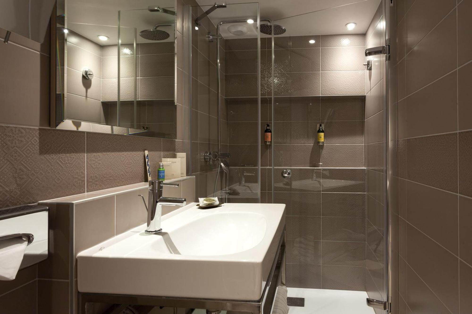 Chambre Deluxe Double ou Lits Jumeaux