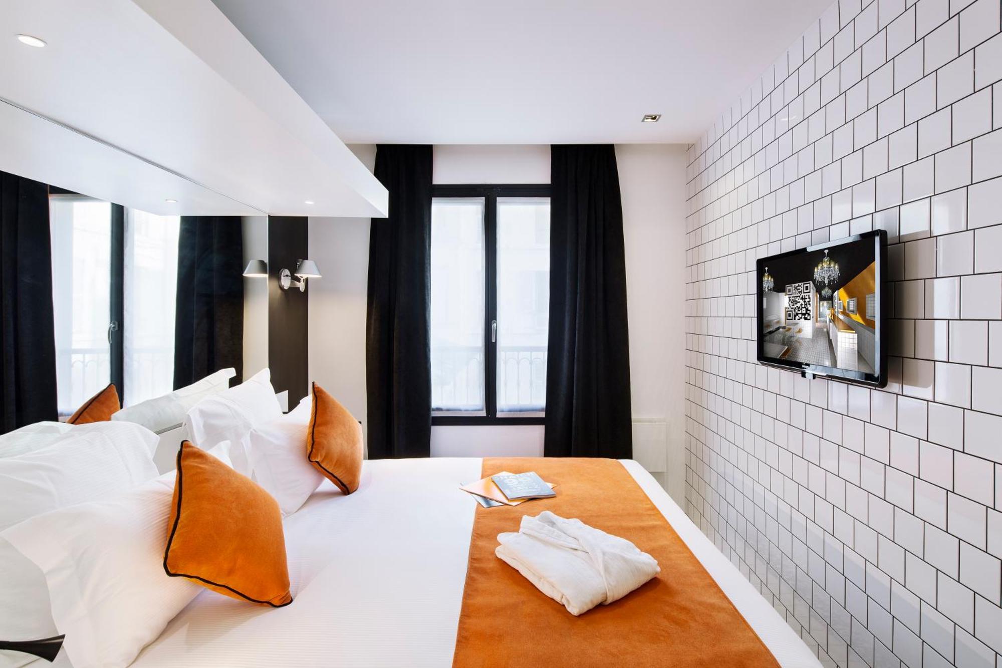 Chambre Lit Queen-Size Classique
