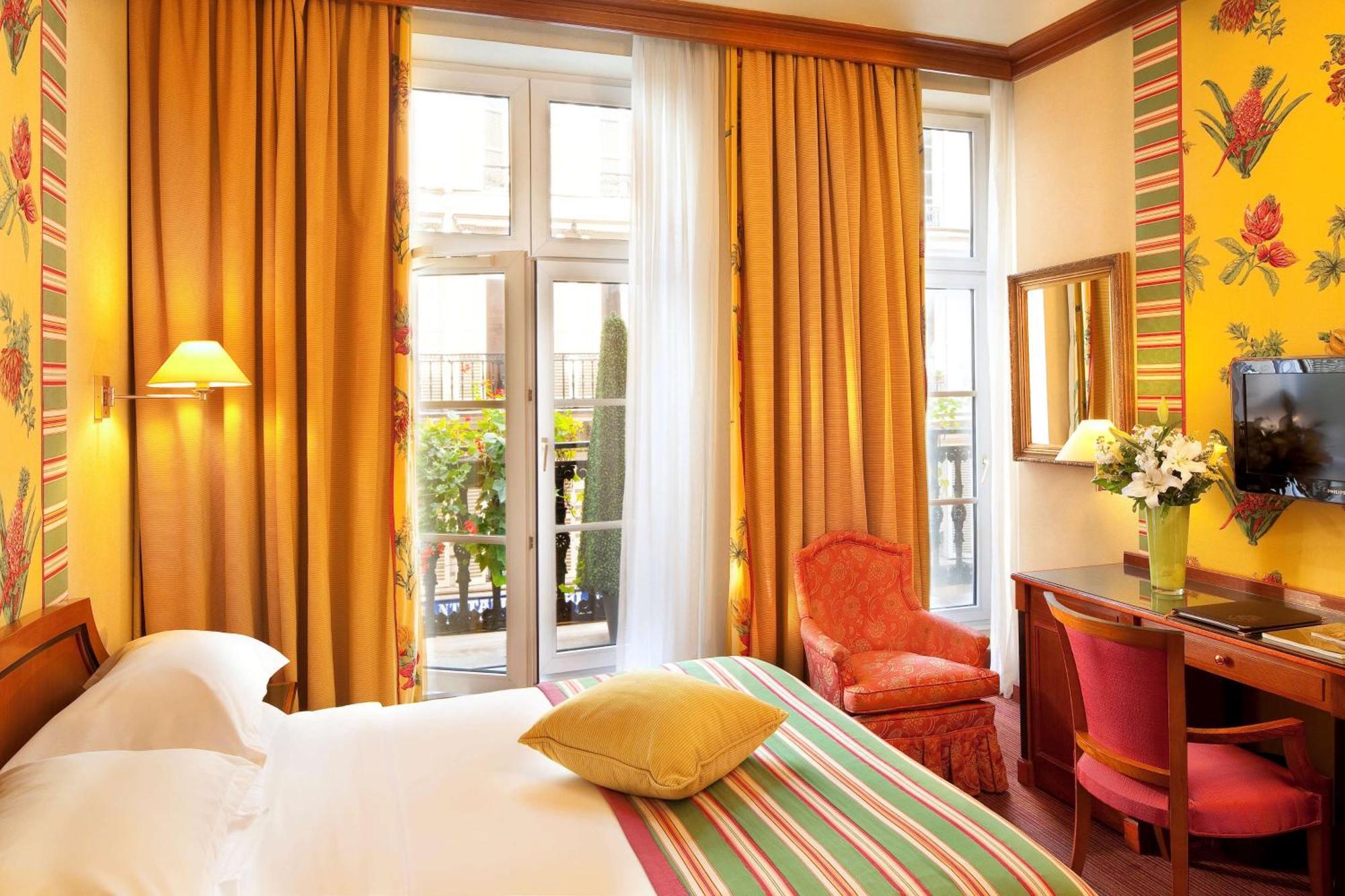 Chambre Lit Queen-Size Classique