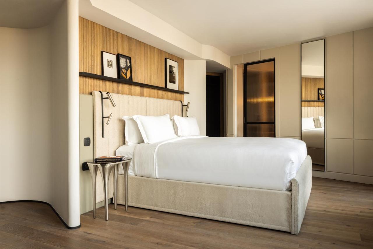 Suite Junior avec Terrasse - Vue sur Tour Eiffel
