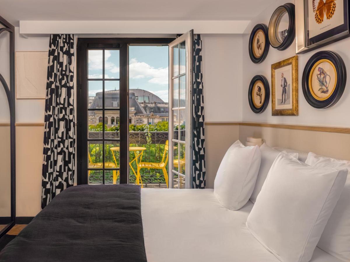Suite Junior avec Balcon - Vue sur Paris