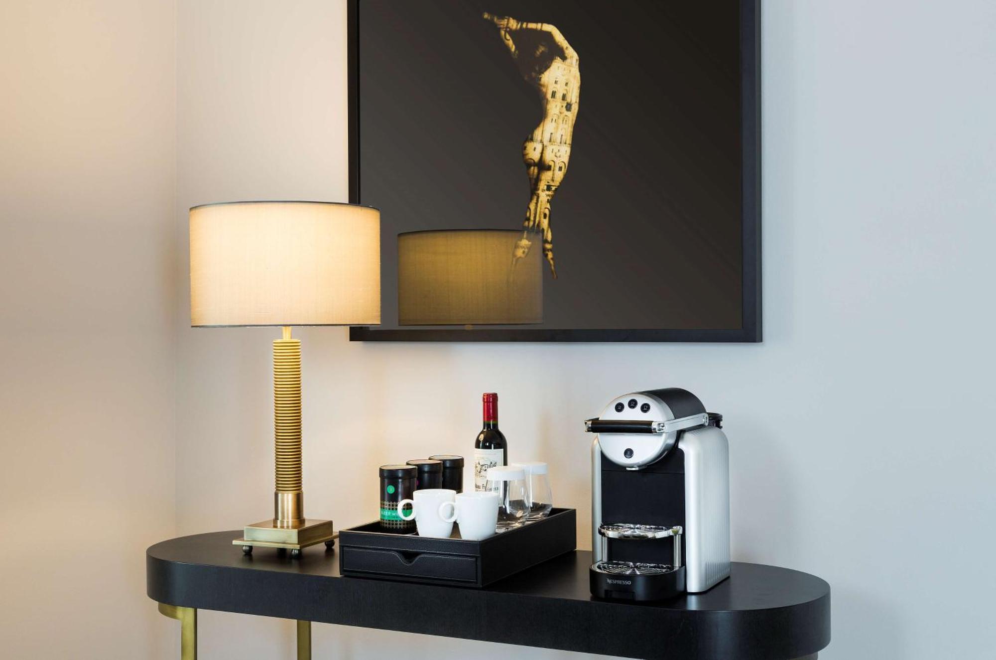Suite Junior Lit Queen-Size