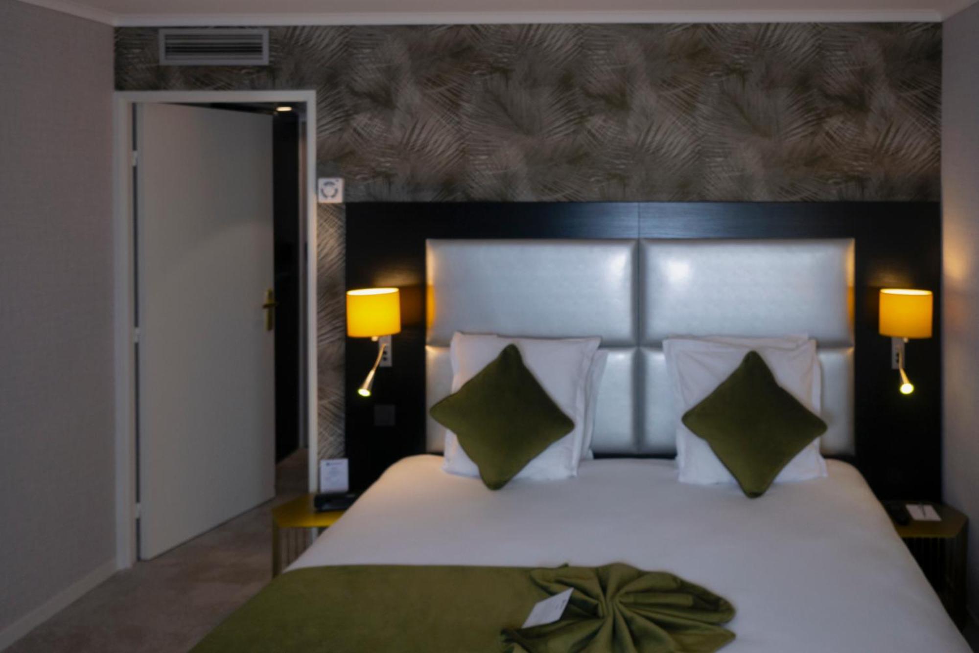Chambre Lits Jumeaux/Double Standard avec Canapé-Lit