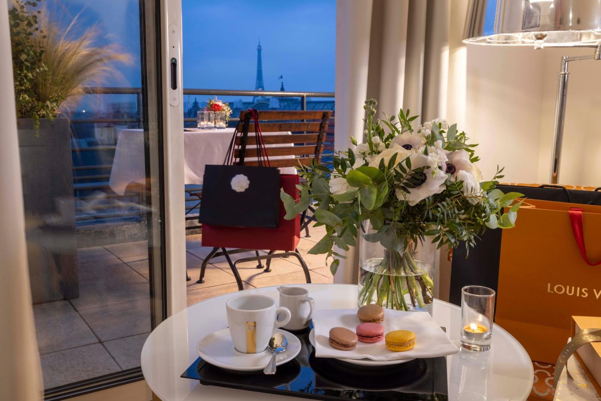 Suite Junior - Vue sur Tour Eiffel