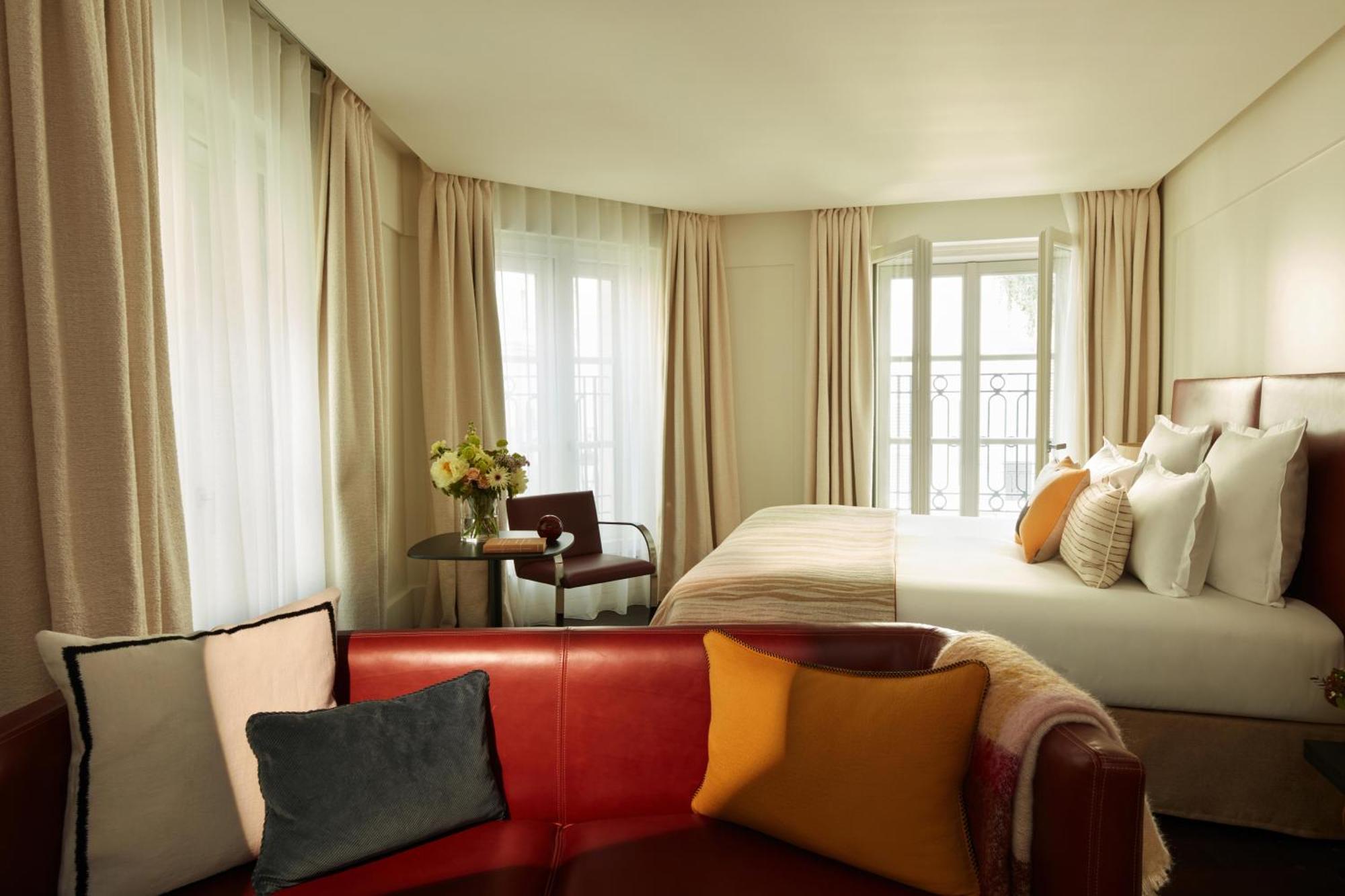 Junior Suite,1590338433:JPEG