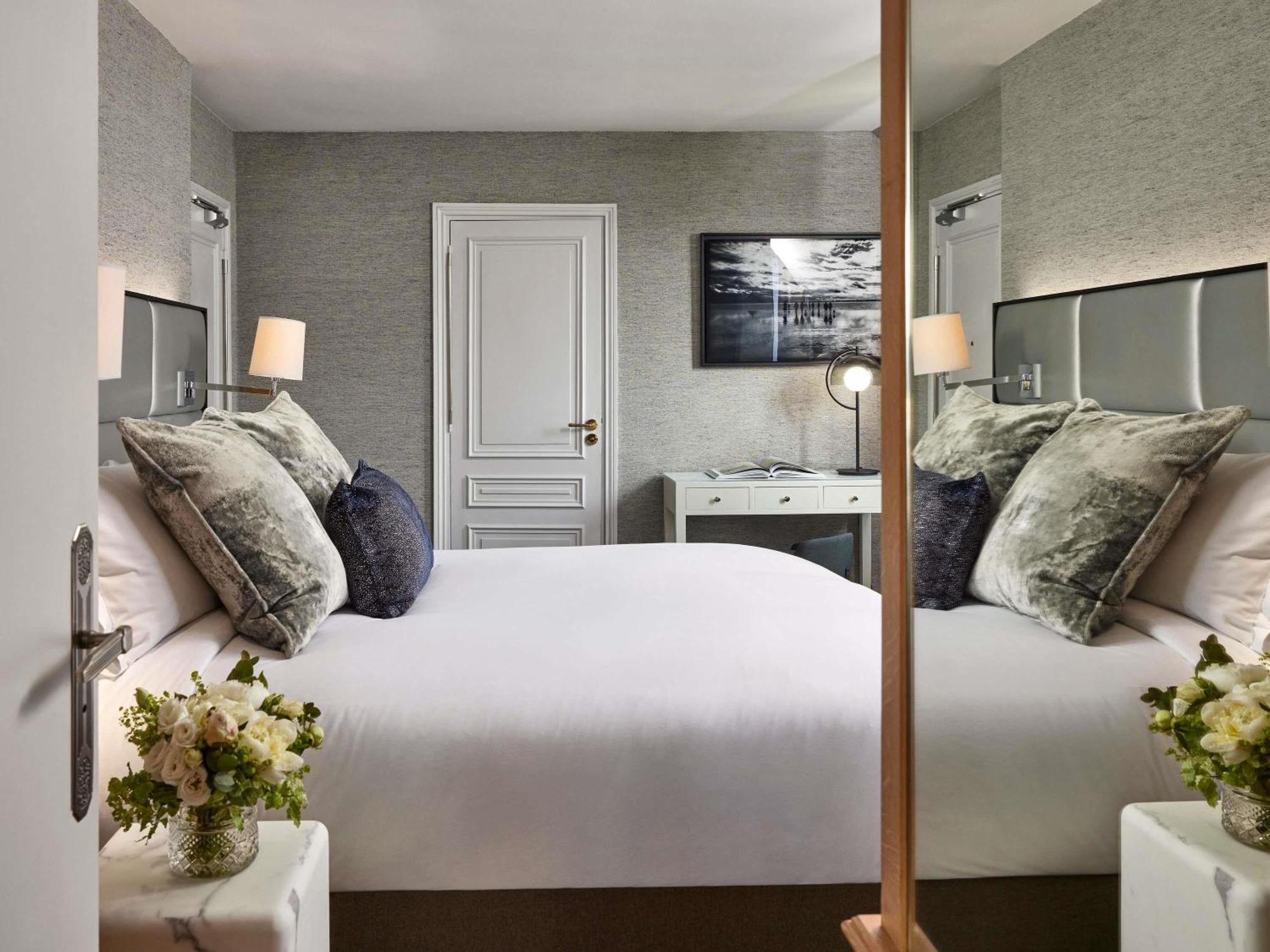 Suite Familiale Eiffel 2 Chambres avec 1 Lit King-Size et 1 Lit Queen-Size - Vue sur Tour Eiffel