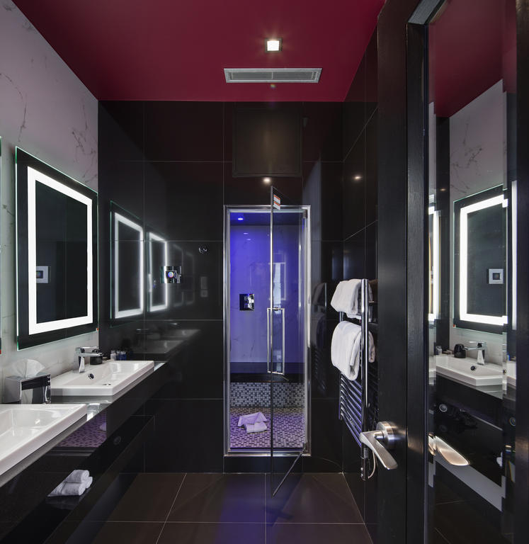 Diamond King Suite