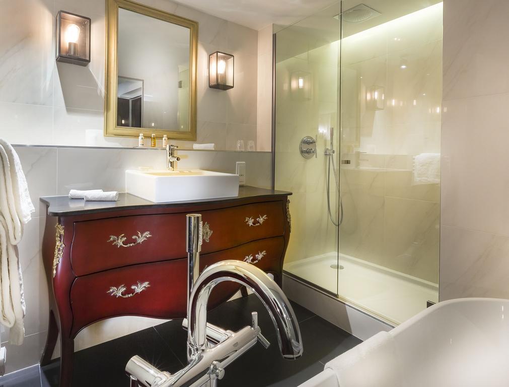 Chambre Deluxe Double ou Lits Jumeaux