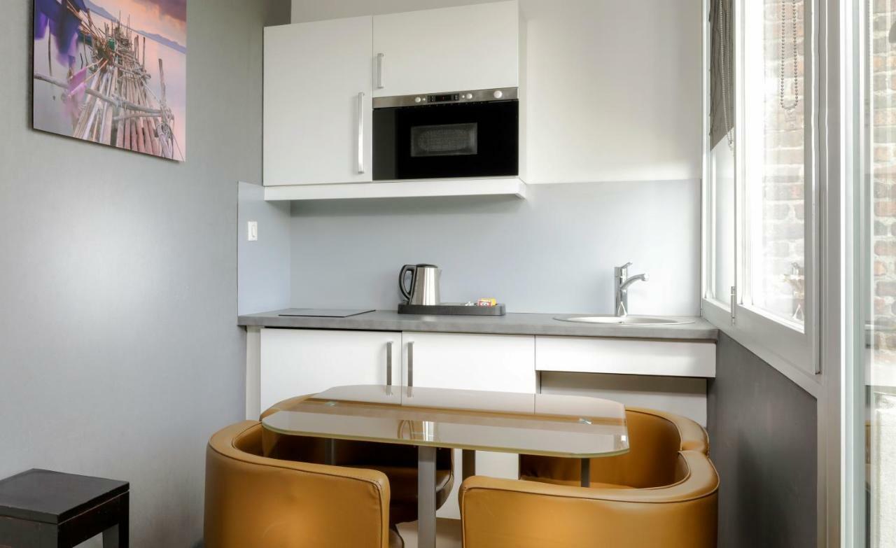 Chambre Triple avec Terrasse