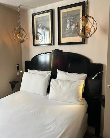 New Hotel Republique - Ex Albert'S Hotel-3