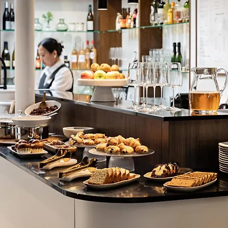 Best Western Premier The Blake Paris Gare Saint Lazare-3