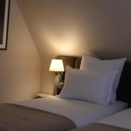 Hotel Local 101 Beaurepaire-2