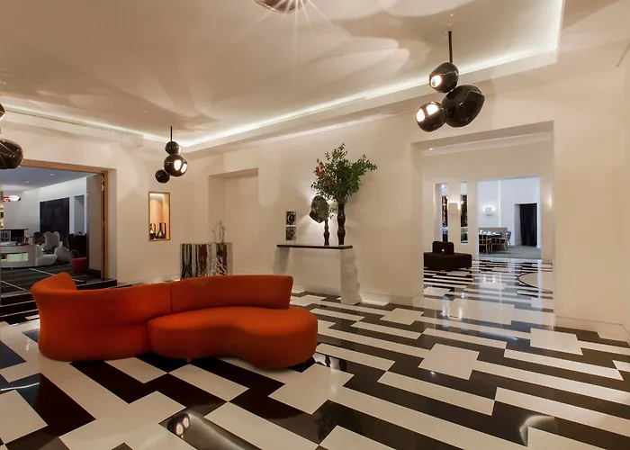 Hotel Marignan Champs-Elysées Paris