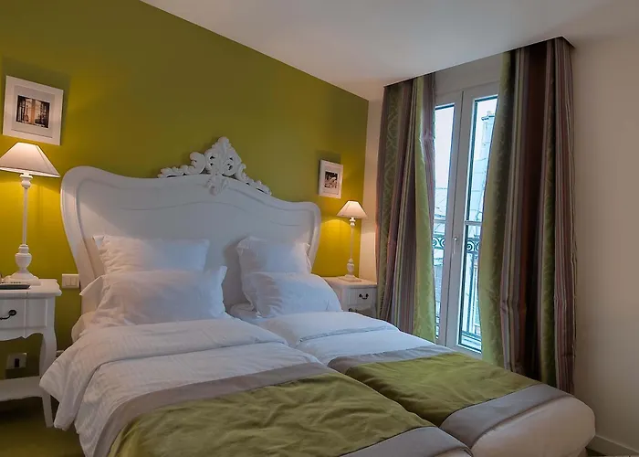Hotel de CharmeCluny Square