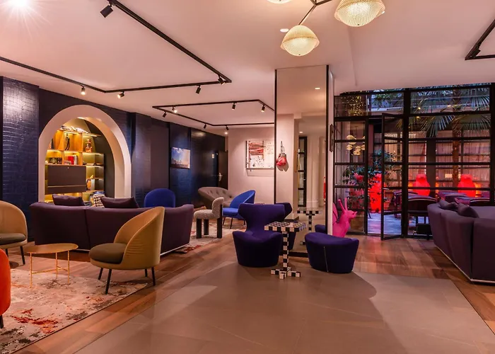 Hôtel Golden Tulip Opéra de Noailles