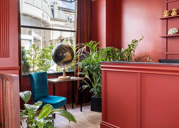 Hotel de CharmeLe Rocroy Paris Gare Du Nord