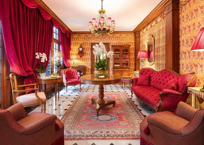 Hotel de CharmeDuc De St-Simon