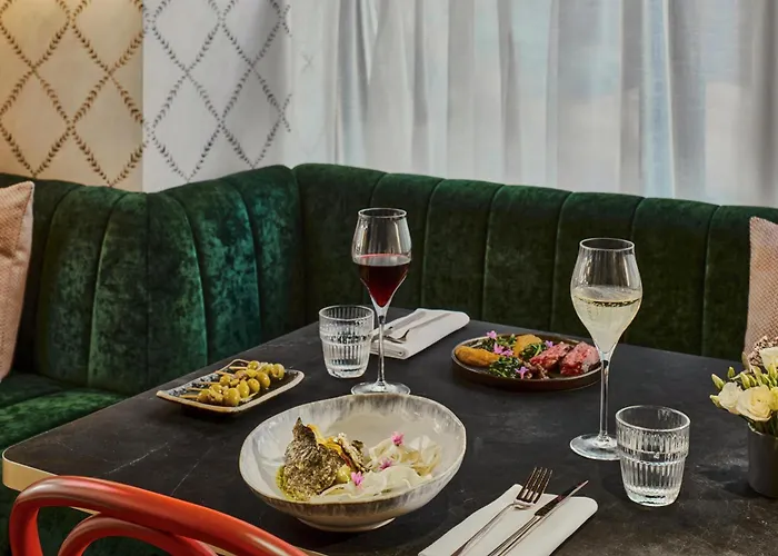 Hôtel Beauchamps Paris