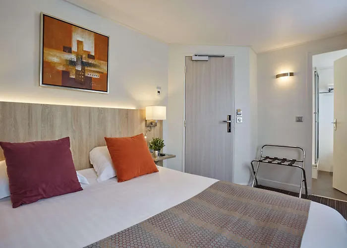 Hotel Beaugrenelle St-Charles Tour Eiffel à Paris